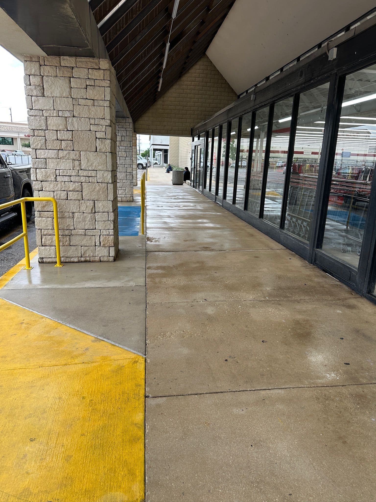 Store Front Cleaning hero